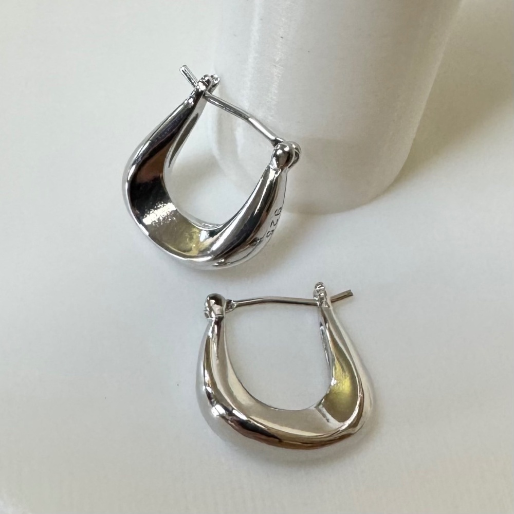 💰SOLD💰 NEW - 925 Sterling Silver Modernist Minimal U-Shaped Hoop Earrings